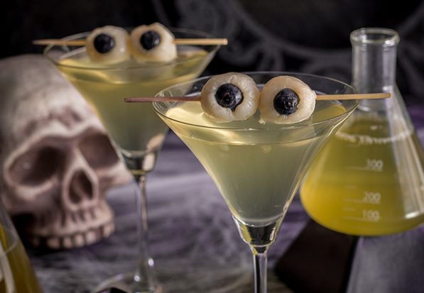 7 Frighteningly Good Halloween Cocktails