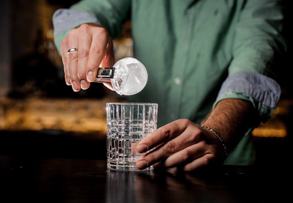 LG Will Make You A Baller In Your Home Bar - Cocktails Distilled
