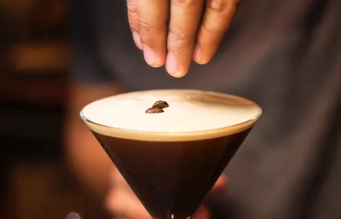 Ready-to-Mix Espresso Martini Kits : Absolut x Kahlua espresso