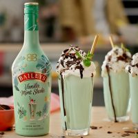 BAILEY'S IS RELEASING A VANILLA MINT SHAKE FOR ST PATRICK'S DAY